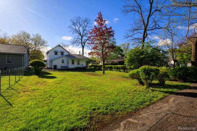 321 Cherry Street, Adrian, MI 49221