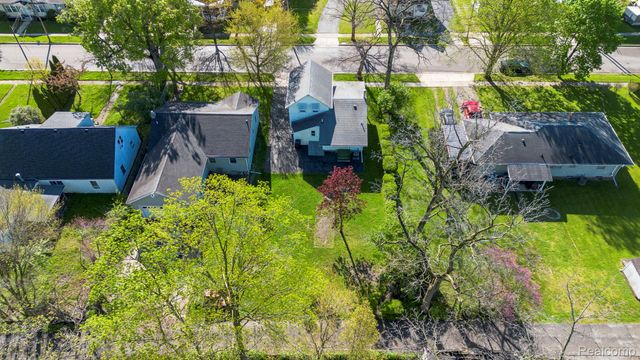 321 Cherry Street, Adrian, MI 49221