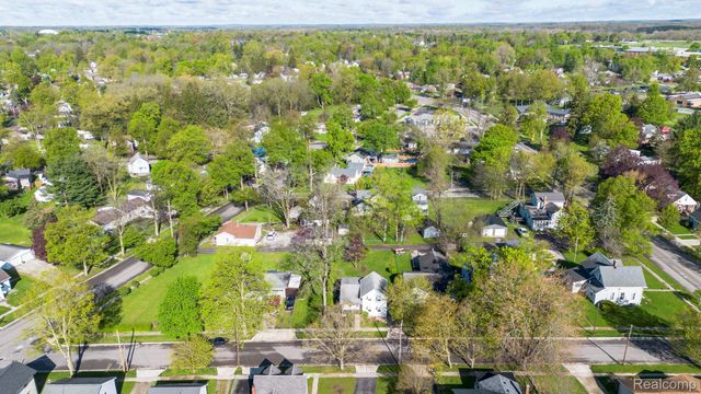 321 Cherry Street, Adrian, MI 49221