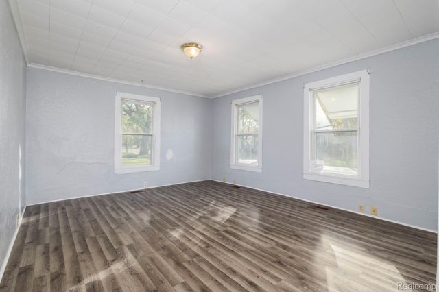 321 Cherry Street, Adrian, MI 49221