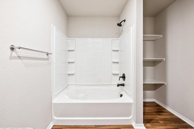 4016 Redberry Ct, Alexander, AR 72002