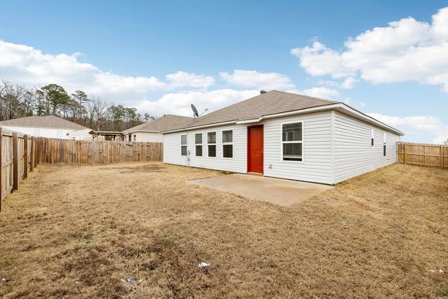 4016 Redberry Ct, Alexander, AR 72002