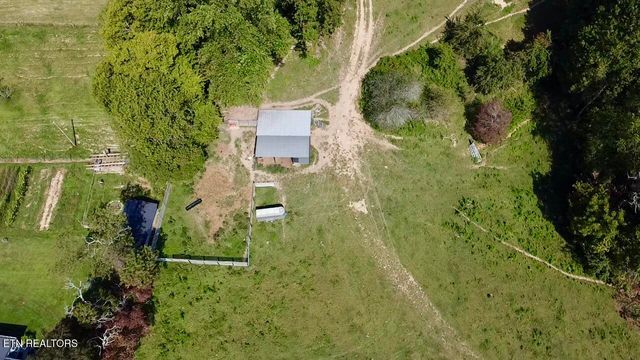 000 Boones Path Rd, Rose Hill, VA 24281