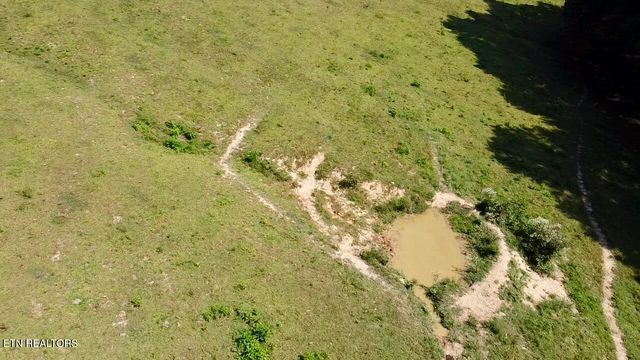 000 Boones Path Rd, Rose Hill, VA 24281