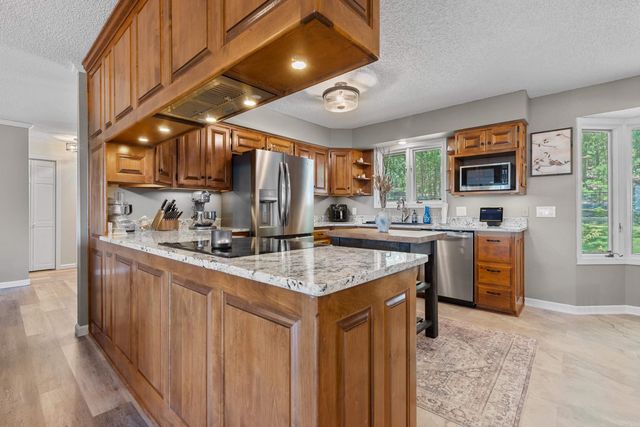 19 Ponferrada Way, Hot Springs Village, AR 71909