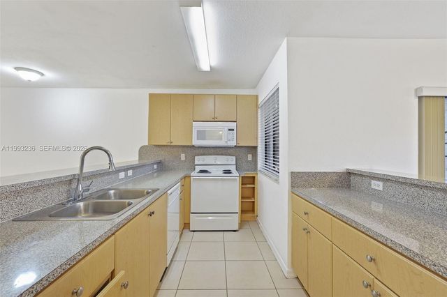 22721 SW 88th Pl 10-19, Cutler Bay, FL 33190