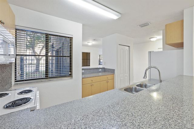 22721 SW 88th Pl 10-19, Cutler Bay, FL 33190