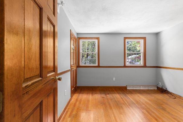 15 Johnson Rd, Avon, MA 02322