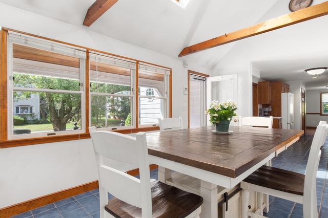 15 Johnson Rd, Avon, MA 02322