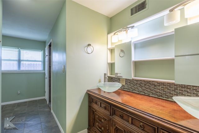 3441 High Meadows Drive, Abilene, TX 79605