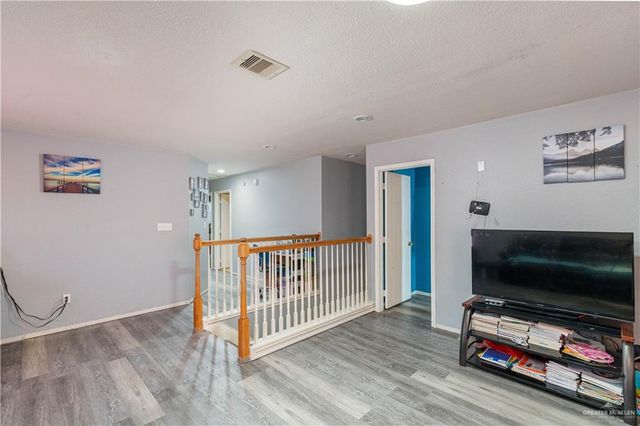 3808 Los Lagos Drive, Edinburg, TX 78542