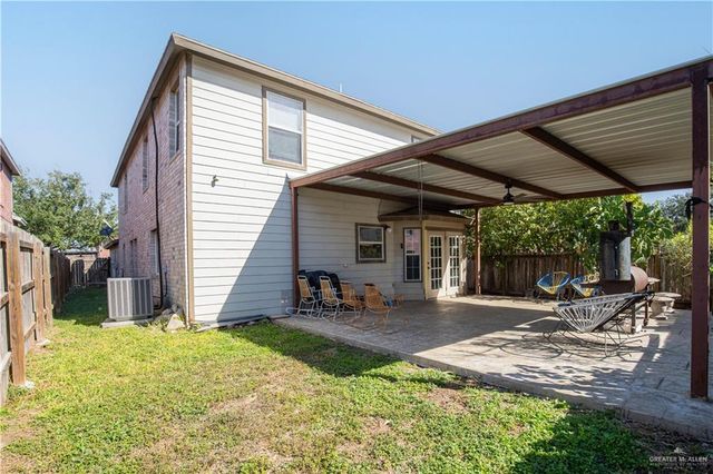 3808 Los Lagos Drive, Edinburg, TX 78542