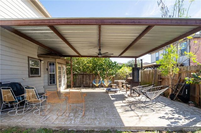 3808 Los Lagos Drive, Edinburg, TX 78542