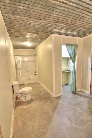 1815 Troy Johnson Road, Lufkin, TX 75901