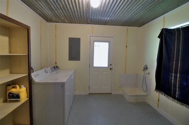 1815 Troy Johnson Road, Lufkin, TX 75901