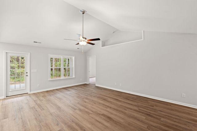 867 Owls Nest Dr., Conway, SC 29527