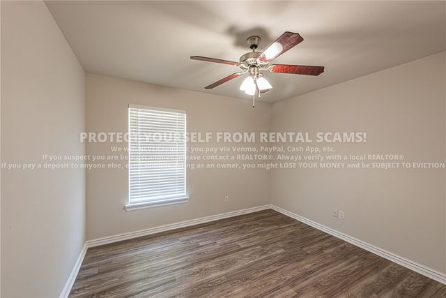 1674 N Hazeltine Drive, Fayetteville, AR 72704