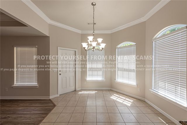 1674 N Hazeltine Drive, Fayetteville, AR 72704