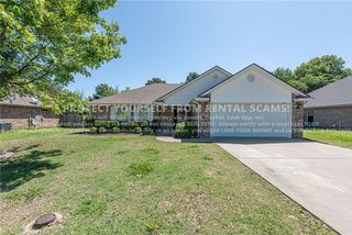 1674 N Hazeltine Drive, Fayetteville, AR 72704