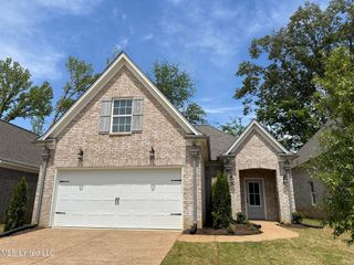284 Flower Garden Drive Drive, Southaven, MS 38671