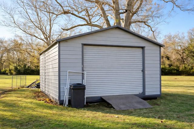 128 County Road 655, Brazoria, TX 77422