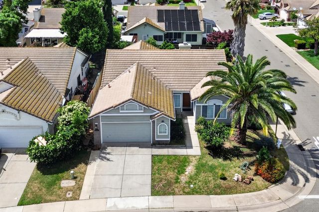 8148 Silverleaf Way, Sacramento, CA 95829