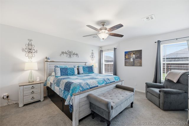 14617 E 112th Place, Owasso, OK 74055