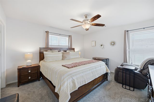 14617 E 112th Place, Owasso, OK 74055