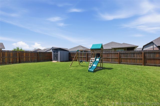 14617 E 112th Place, Owasso, OK 74055