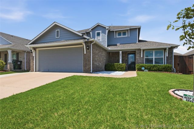 14617 E 112th Place, Owasso, OK 74055