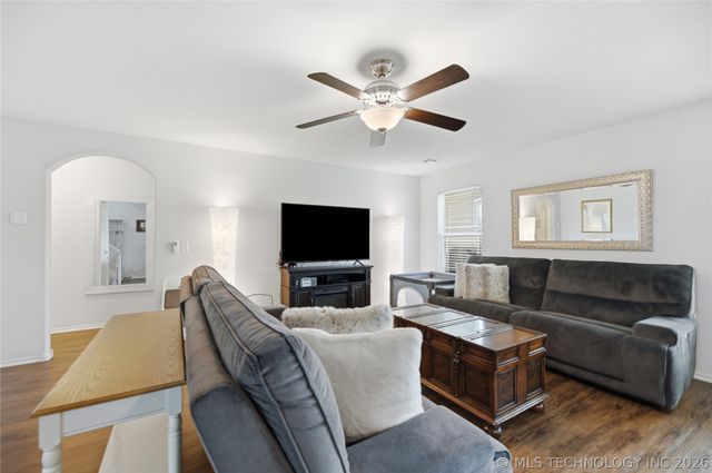 14617 E 112th Place, Owasso, OK 74055