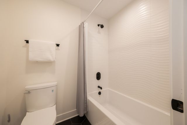 3817 N Lowell Avenue, Chicago, IL 60641