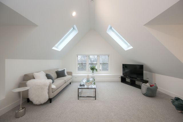 3817 N Lowell Avenue, Chicago, IL 60641