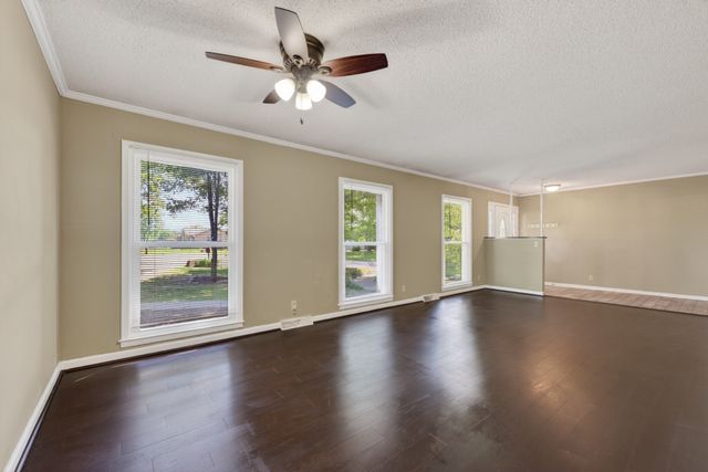 117 Morgan Ct, Clarksville, TN 37040