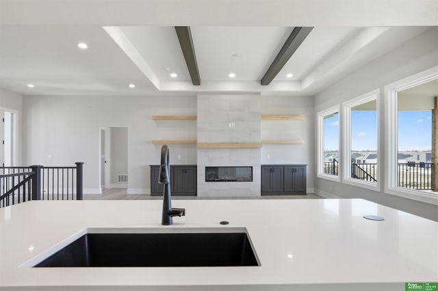 5608 N 213th Street, Elkhorn, NE 68022