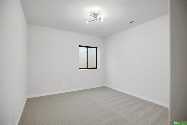 5608 N 213th Street, Elkhorn, NE 68022