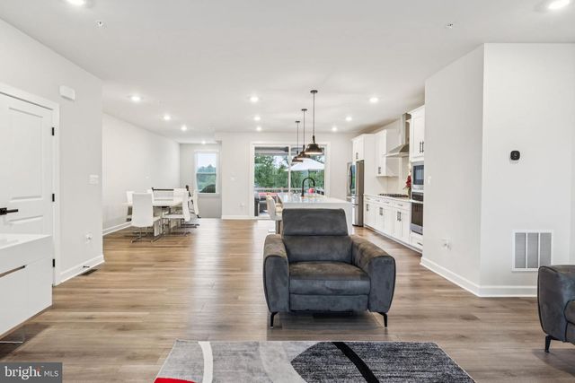 13815 HUNT VALLEY CT, Cockeysville, MD 21030