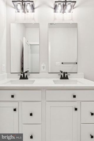 13815 HUNT VALLEY CT, Cockeysville, MD 21030