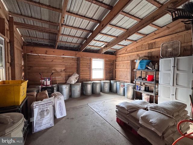 195 DALEVILLE RD, Cochranville, PA 19330