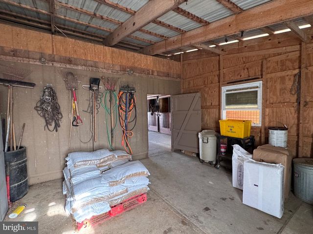 195 DALEVILLE RD, Cochranville, PA 19330