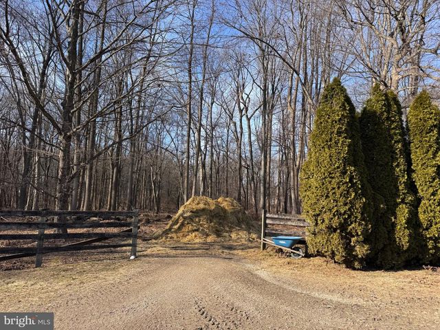 195 DALEVILLE RD, Cochranville, PA 19330