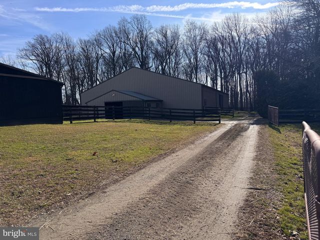 195 DALEVILLE RD, Cochranville, PA 19330
