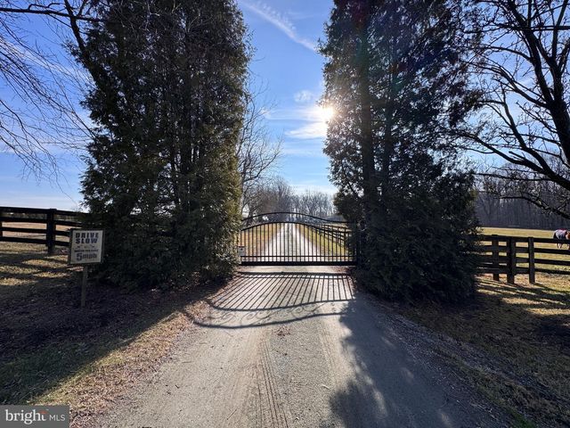 195 DALEVILLE RD, Cochranville, PA 19330
