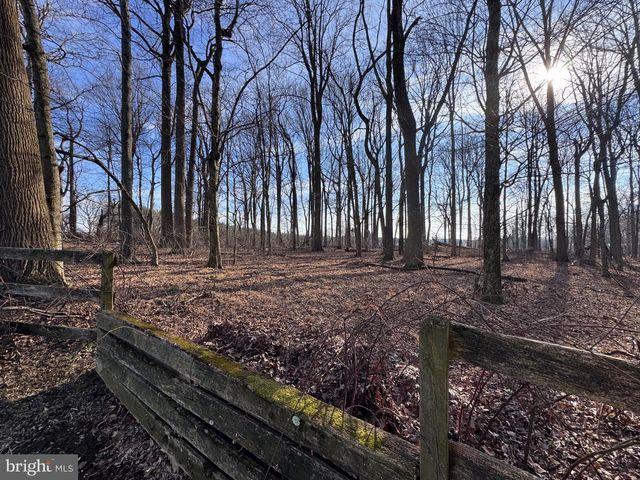 195 DALEVILLE RD, Cochranville, PA 19330