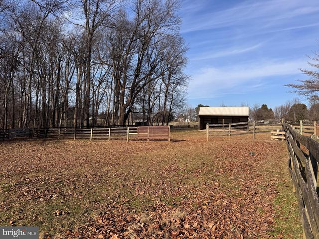 195 DALEVILLE RD, Cochranville, PA 19330