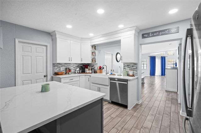 5772 56TH TERRACE N, St Petersburg, FL 33709