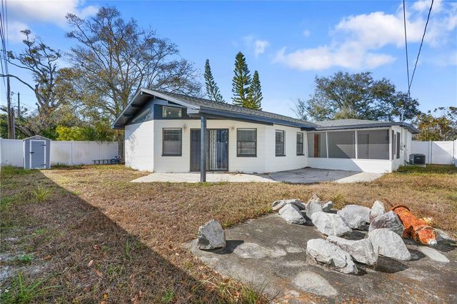 5772 56TH TERRACE N, St Petersburg, FL 33709