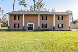 11 Finwick Drive, Orange, TX 77632