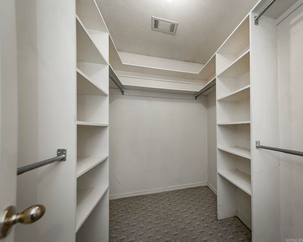 9 Country Cove, Greenbrier, AR 72058