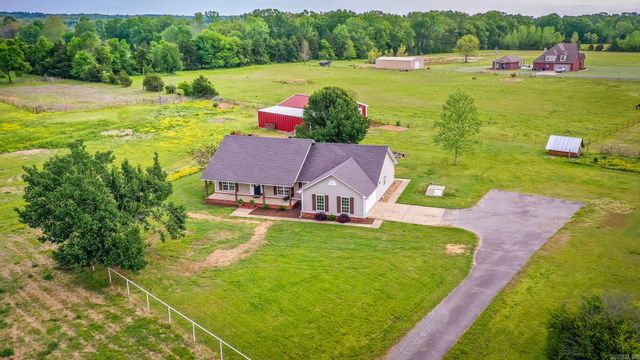 9 Country Cove, Greenbrier, AR 72058